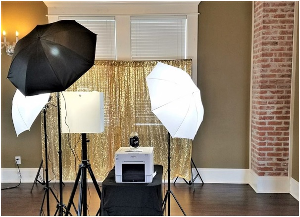 How Photo Booth Hire can Boost Brand Engagement and Awareness?